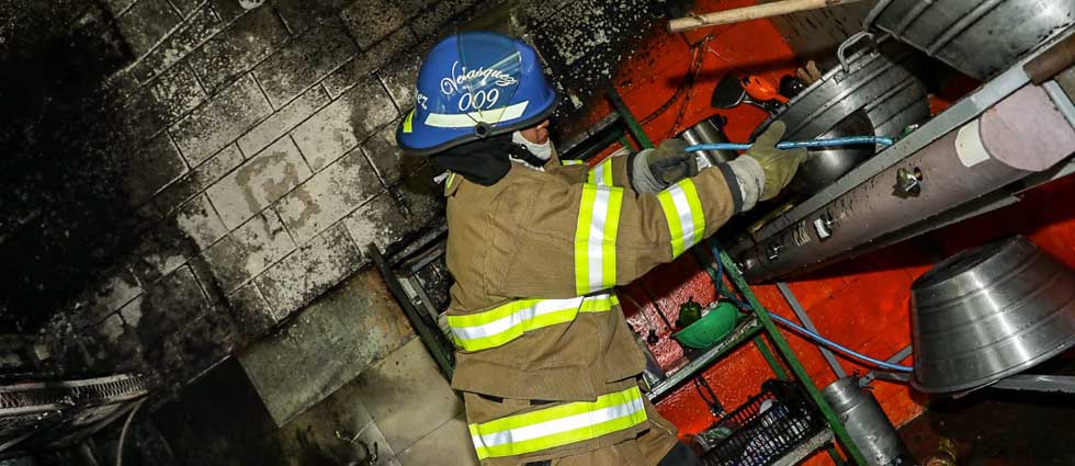 Sofocan incendio en mercado de San Salvador