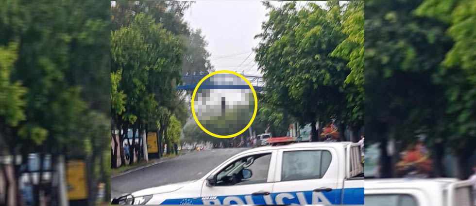 Indigente se quita la vida en pasarela ubicada en cercanías de la UES