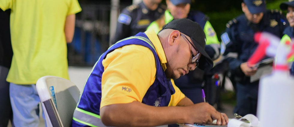 Sacan de circulación a conductor que resultó positivo a anfetaminas y metanfetaminas