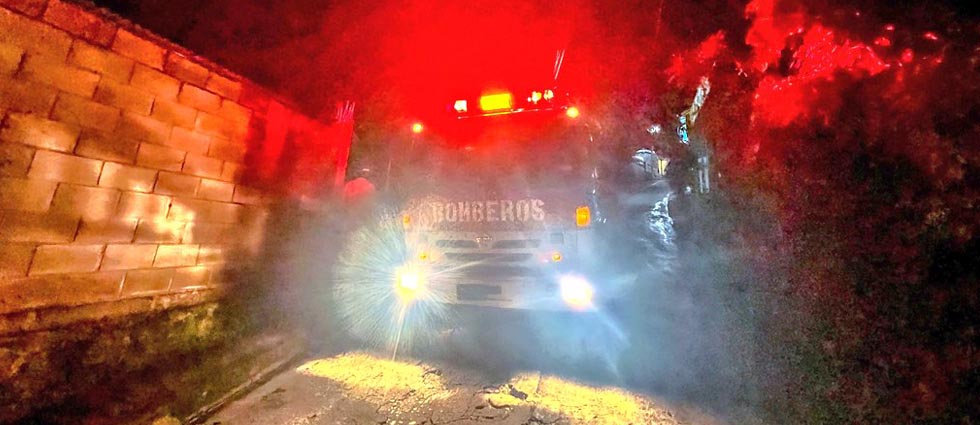 CBES atiene emergencia por supuesto desborde de fosa séptica