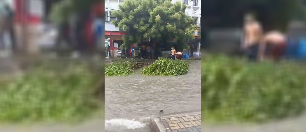 Fuertes lluvias forman ‘ríos’ en calles de Barranquilla