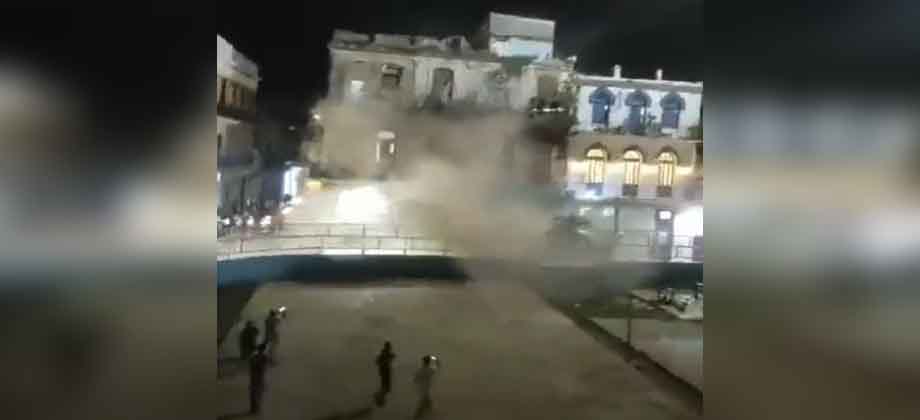 Fallecen dos rescatistas mientras buscaban sobrevivientes tras colapso de edificio en la Habana, Cuba