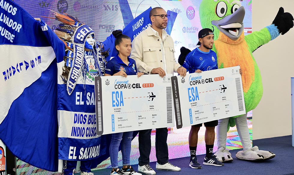 INDES premia a los mejores equipos y jugadores de la Liga de Fútbol Playa Copa CEL 2023