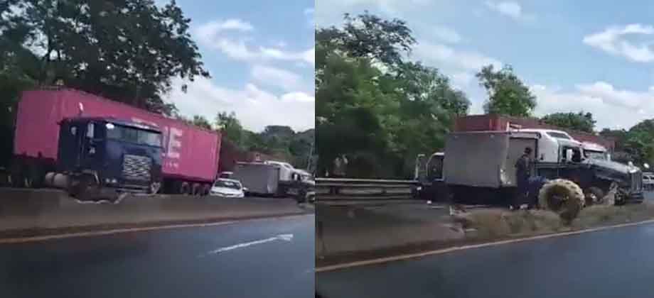 Reportan cuádruple choque en cercanías del desvío de Armenia
