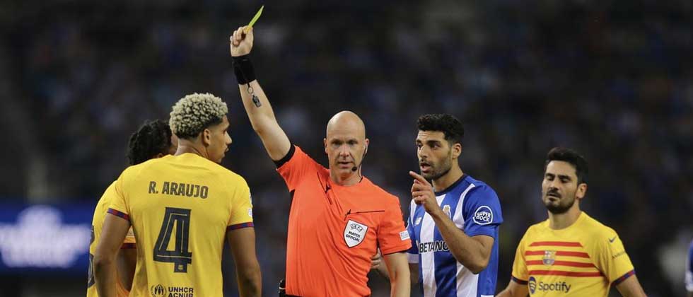 El Barcelona sufre para llevarse la victoria ante el Oporto