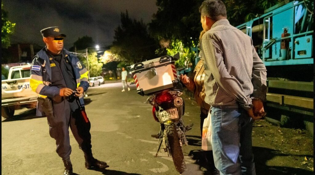 PNC y VMT sacan de circulación a 7 conductores en estado de ebriedad en Cerco Antidoping