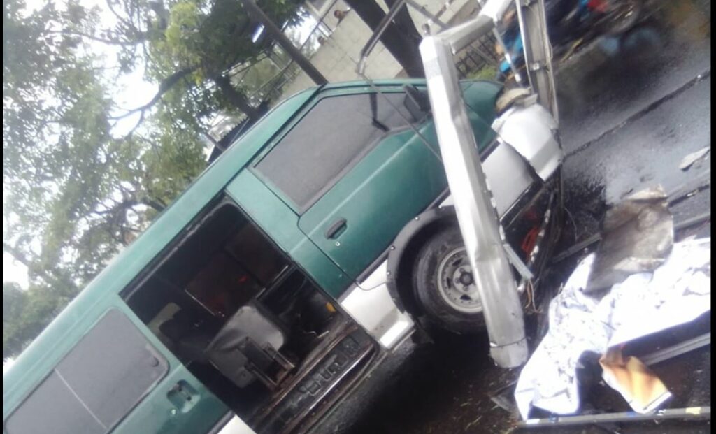 Se registra fuerte accidente esta mañana en bulevar del Ejército