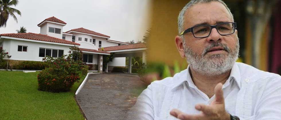 Autorizan venta de lujosa casa de Funes