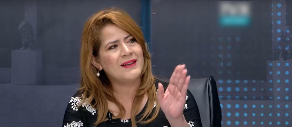 Karina Sosa afirma que el FMLN «resiste» en la actualidad cómo partido político
