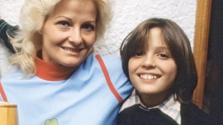 Harán una prueba de ADN a mujer que dice ser la madre de Luis Miguel