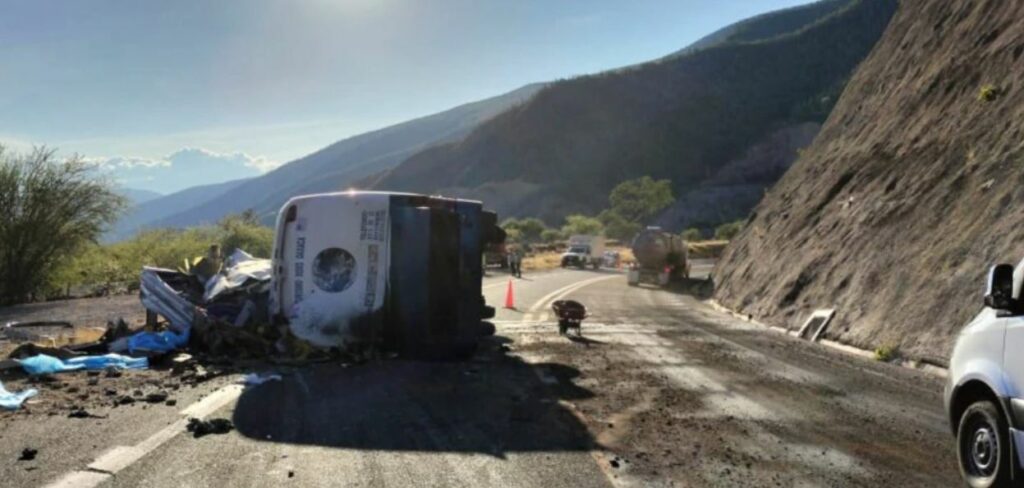 18 migrantes venezolanos y haitianos perdieron la vida tras brutal accidente en México