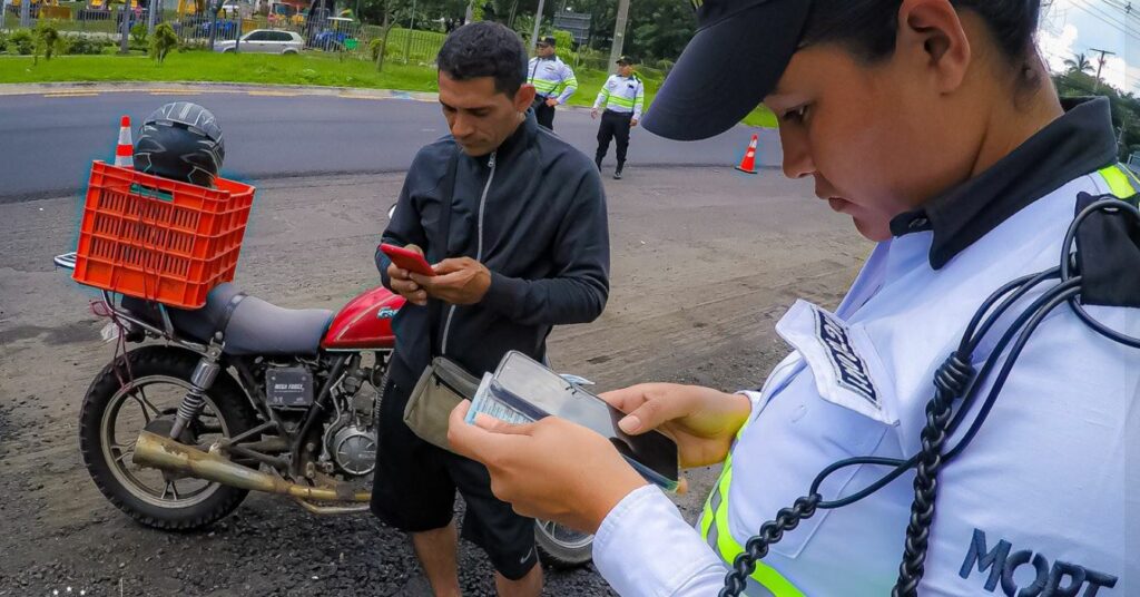 Se contabilizan más de 4 mil multas aplicadas en un mes con sistema de multas digitales