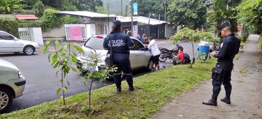 Reportan persona lesionada en accidente de tránsito en el Plan de la Laguna