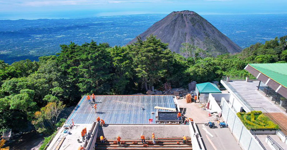 Cerro Verde contará con una nueva plaza turística de dos niveles