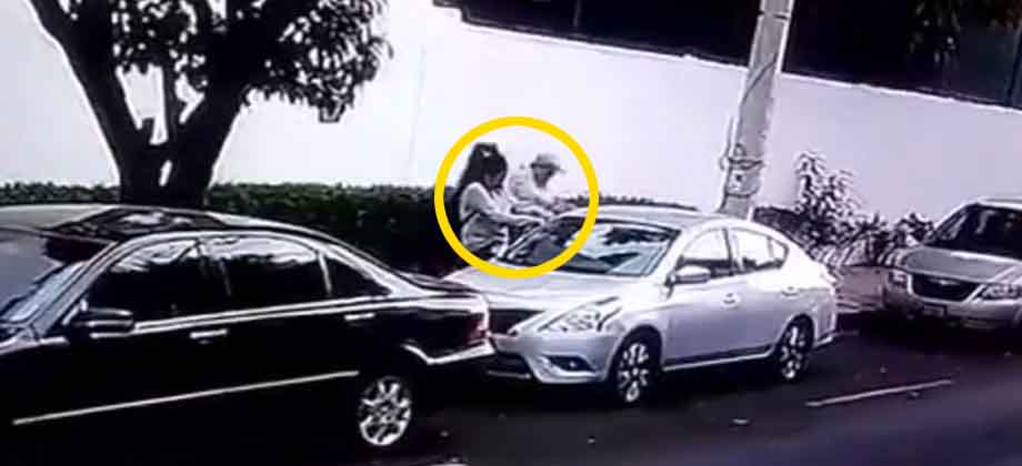Graban a pareja que vieron “mal puesto” un carro y se lo robaron en México