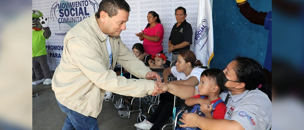 Mega jornada solidaria beneficia a más de 3 mil personas que viven en comunidades de San Salvador