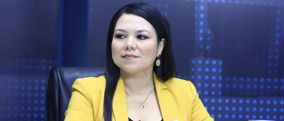 Anabel Belloso dice que el FMLN ya corrigió los errores y la gente debe darles otra oportunidad