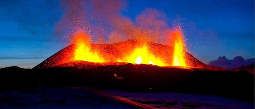 Islandia se prepara para la erupción que destruirá la ciudad de Grindavik