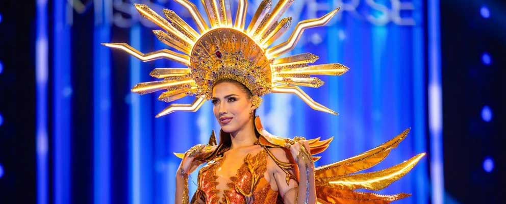 Isabella García-Manzo impactó al público con su traje nacional