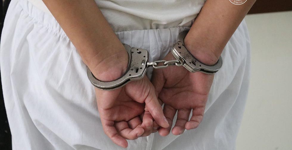 28 años de cárcel para sujeto que por años abusó de menor en Santa Ana