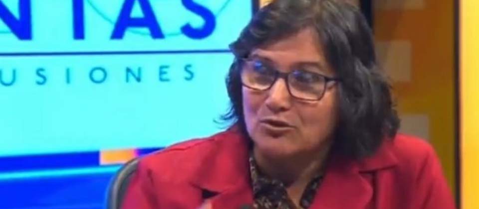 Celia Medrano critica nueva Biblioteca Nacional y la compara con un centro comercial