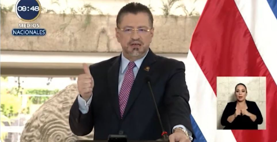 Presidente de Costa Rica afirma que las condiciones de seguridad en El Salvador son «envidiables»
