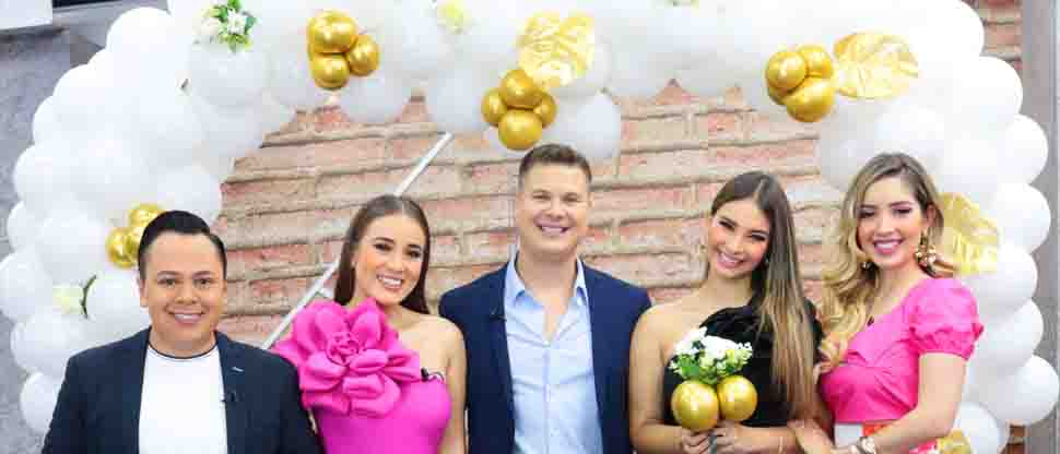 Compañeros de Pepe e Irene les dan la bienvenida tras anunciar su matrimonio
