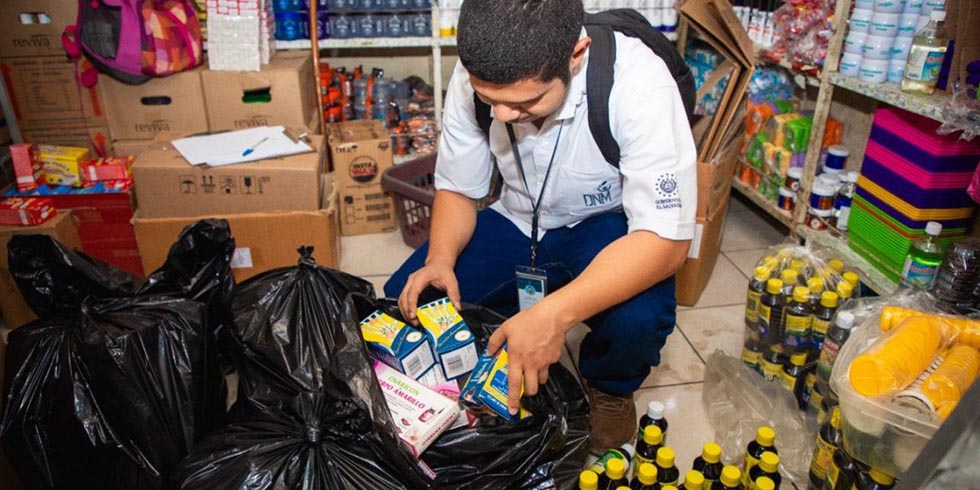 Dirección de Medicamentos incauta medicina falsa en el mercado de Ahuachapán