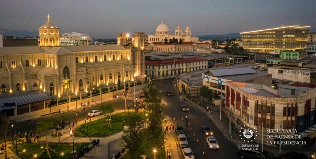 Gobierno avanza con la revitalización del Centro Histórico de San Salvador