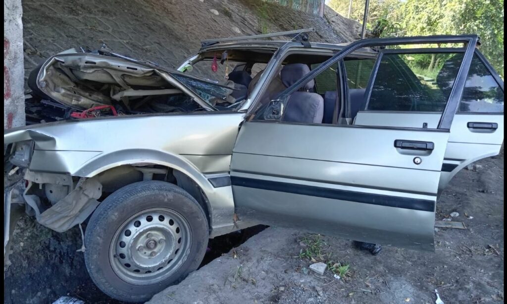 Conductor pierde el control y se accidenta en puente Ticsa, Ilopango
