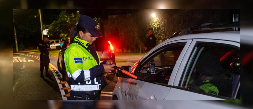 Cerco antidoping en Zona Rosa deja a varios detenidos