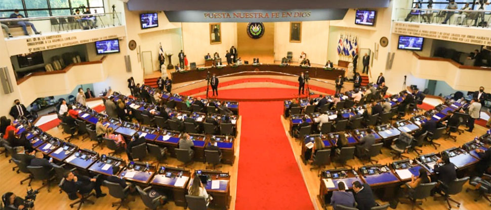 Encuesta UCA: Casi 9 de cada 10 salvadoreños votaría por darle gobernabilidad al Presidente en la Asamblea