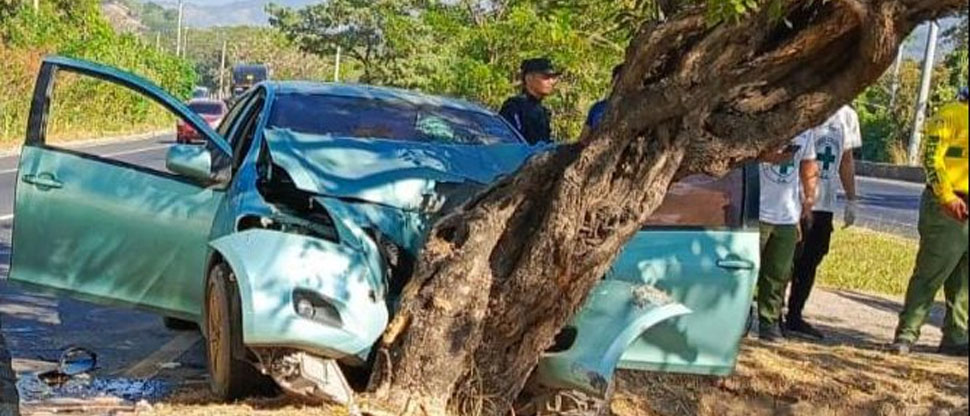 Conductora fallece tras fuerte choque provocado por motociclista después de Termos del Río