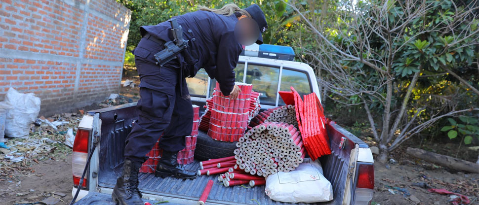 PNC decomisa abundantes pirotécnicos en coheterías clandestinas en El Ranchador