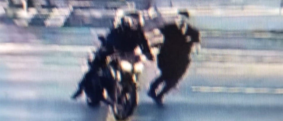 Ladrones roban moto y se accidentan unas cuadras adelante en la capital guatemalteca