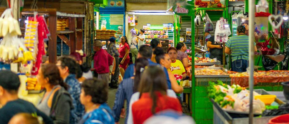 Estos son los horarios de los mercados de San Salvador en Navidad y fin de año