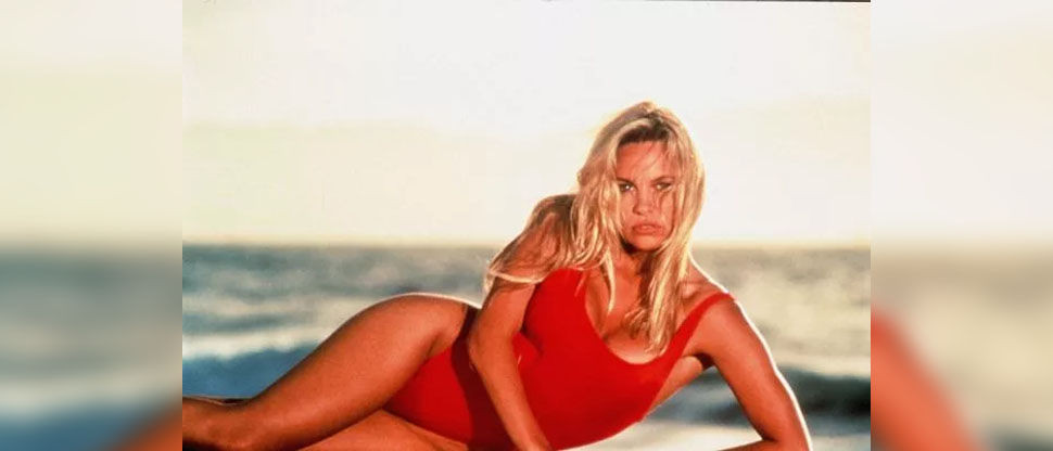 Pamela Anderson sorprende a sus fans mostrándose al “natural” a sus 56 años 