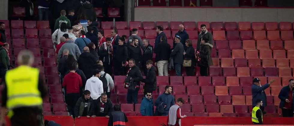 Muere aficionado tras sufrir un infarto durante el partido entre Granada y Athletic de La Liga