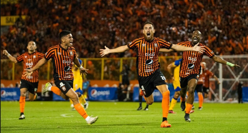 ¡Águila es campeón!