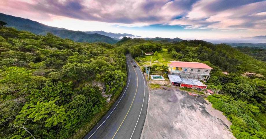 MOP entrega más de 33 kilómetros de calle completamente pavimentada en Chalatenango