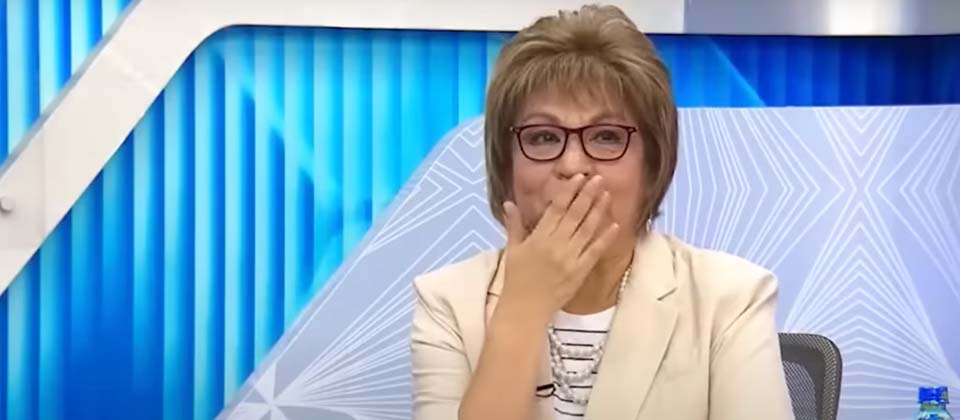 Nuegadazo al estilo de Cerén: excatedrática de la UCA dice en una entrevista «desorden desordenado»