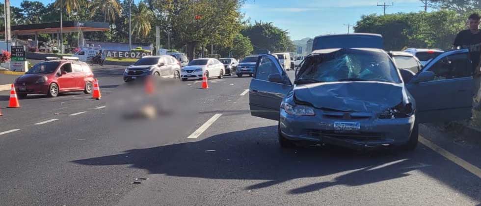 Peatón muere tras ser atropellado en Sonsonate