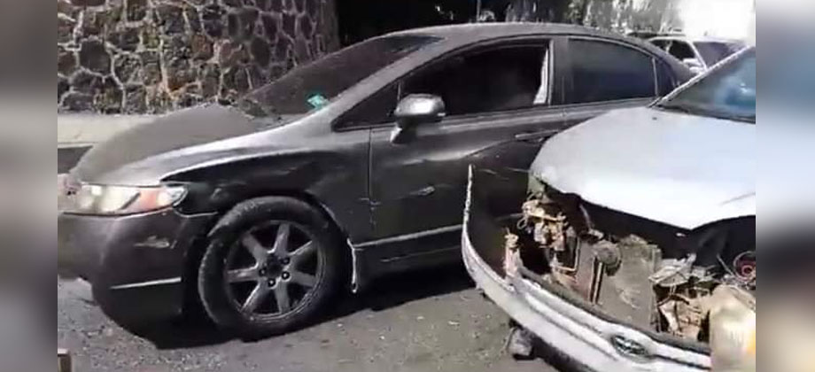 Automovilistas provocan fuerte choque en Santa Ana
