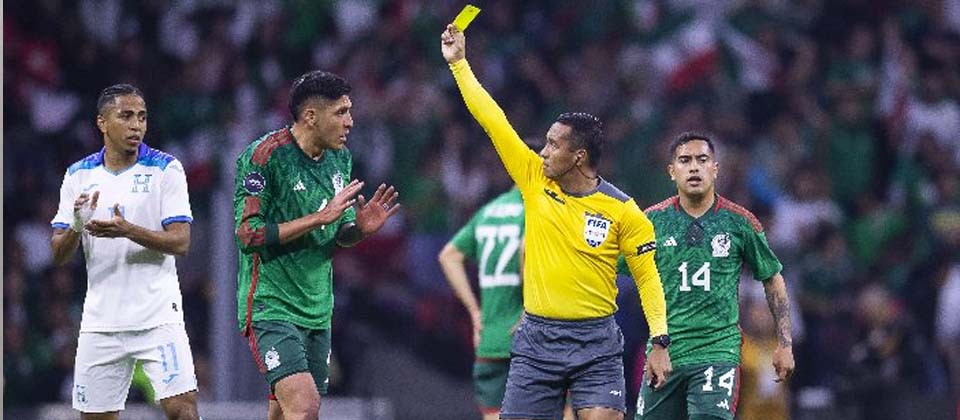 “El peor árbitro”, así califica medio guatemalteco a Iván Barton