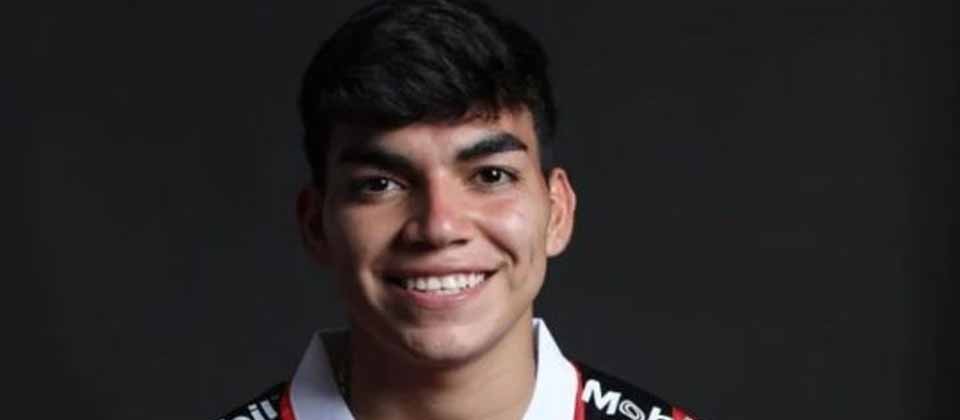 Alajuelense analiza dar a préstamo al chalateco Leonardo Menjívar a otro club