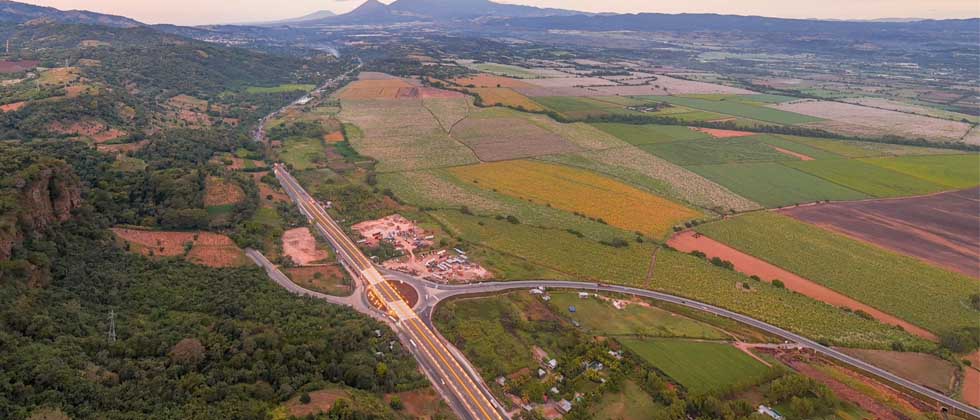 MOP entrega paso elevado en el desvío hacia Sacacoyo, La Libertad