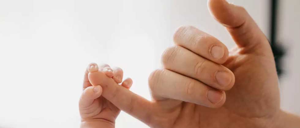 Aprueban aumentar de 5 a 20 los días de permiso de paternidad en México
