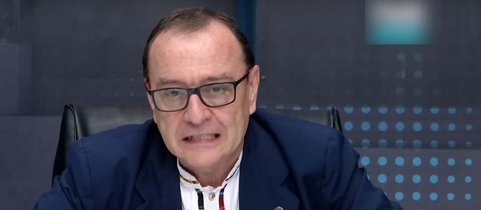 Padre Andreu Oliva renuncia a la rectoría de la UCA