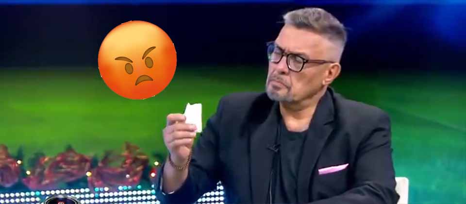 Roberto Bundio se molesta y llama tacaño a un compañero porque le regaló una servilleta