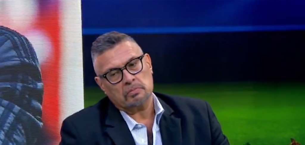 Roberto Bundio: Otra vez no ven la cara